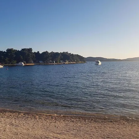 Mit Blick Auf Wasser Appartamento Traù